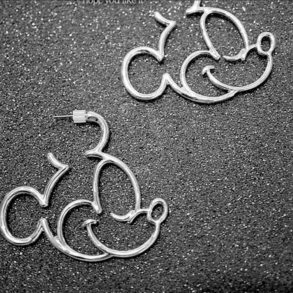 18K White Gold/ Rhodium Plated Mickey Mouse Head Earrings - Picture 2 of 4